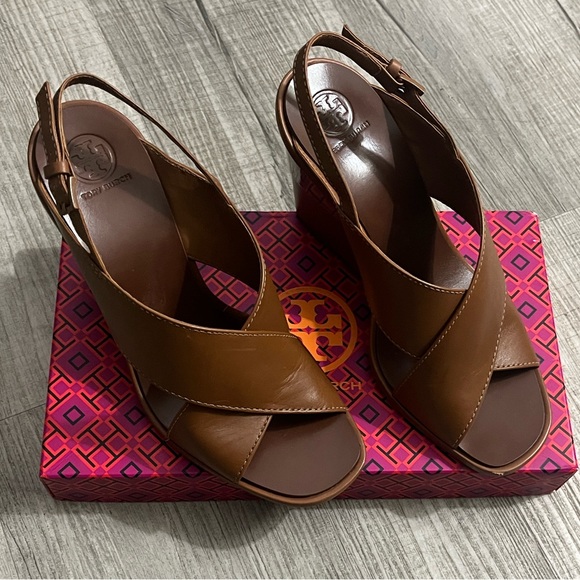Tory Burch Gabrielle Leather Wedges - Picture 3 of 13